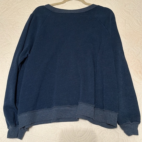 NWOT Wildfox ‘Space is the Place’ Distressed Pullover Sweater Size M - Picture 9 of 11